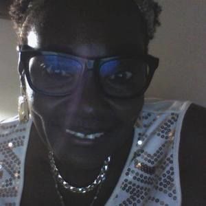 Meet your Posher, Eartha