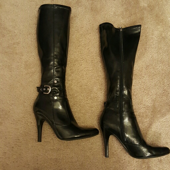 Marc Fisher knee high boots. 8.5 sexy Sunshine