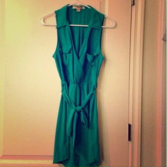 Emerald Green Sleeveless Shirt Dress