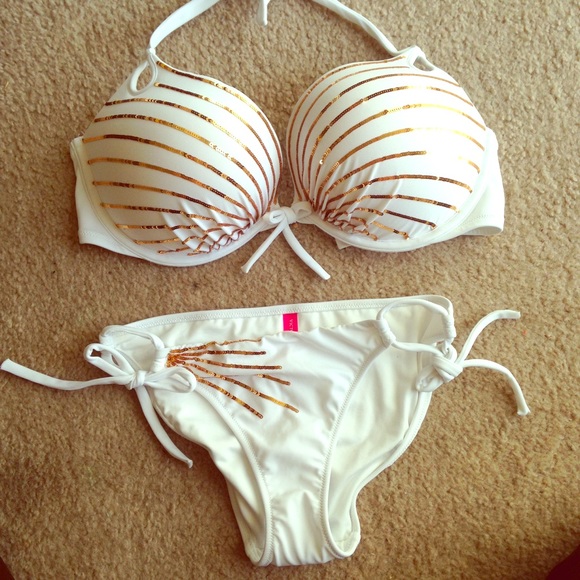 New Victoria's Secret bombshell swimsuit bikini!