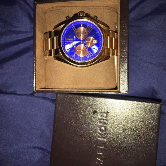 Michael Kors unisex watch with extra links