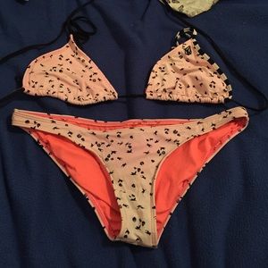 Volcom bikini!!!