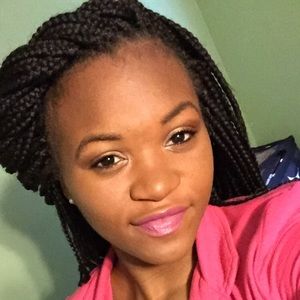 Meet your Posher, Brittney