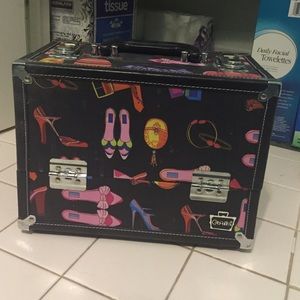 Makeup case