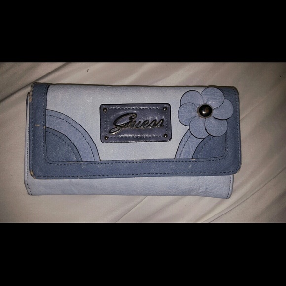 Guess blue wallet - Picture 1 of 4