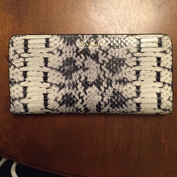 Coach snake pattern woman's wallet
