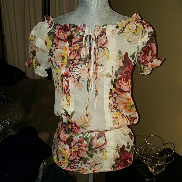 Floral top