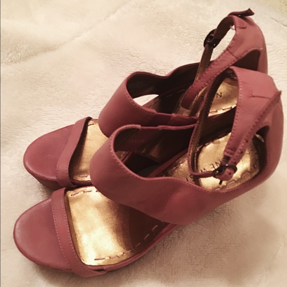 Pastel pink leather heels
