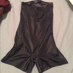 Tummy control shape wear