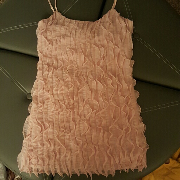 Ruffled light pink tank top