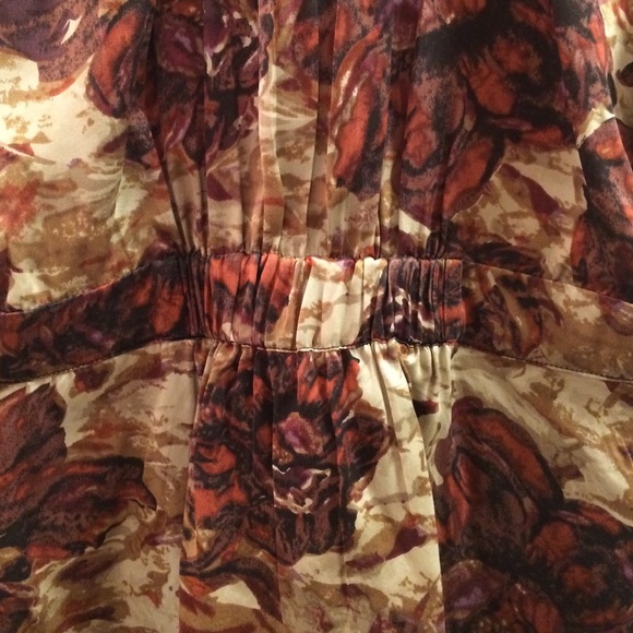 Project Runway! Silk, Flowery, Chloe Dao Blouse! - Picture 3 of 4