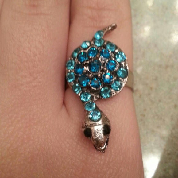 Blue Snake Ring ??