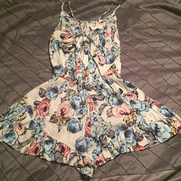 Free To Fly Pants - Floral Print Romper, New With Tags
