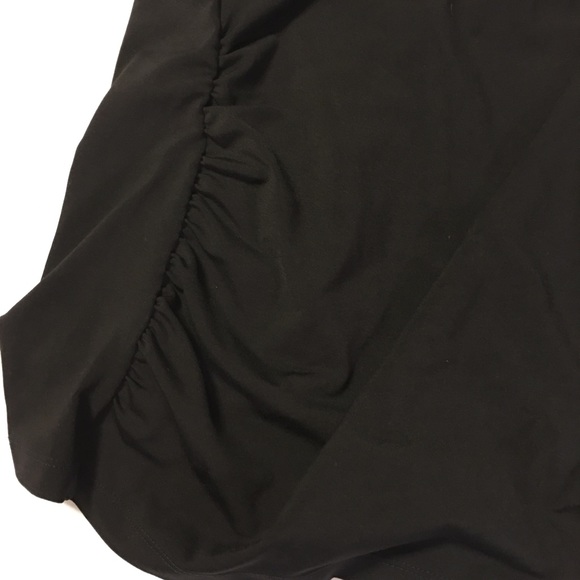 Old Navy Maternity Activewear - Workout Top - Picture 4 of 4