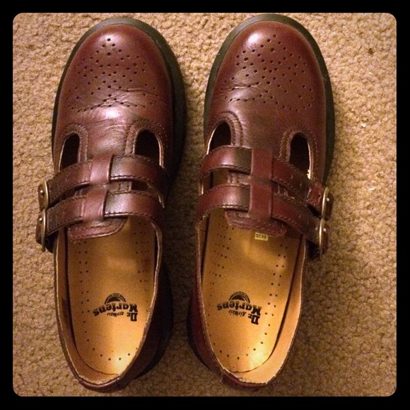 Dr. Martens 8.5 women's