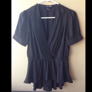 Black V-Neck Peplum Blouse Very Flattering!!❤️