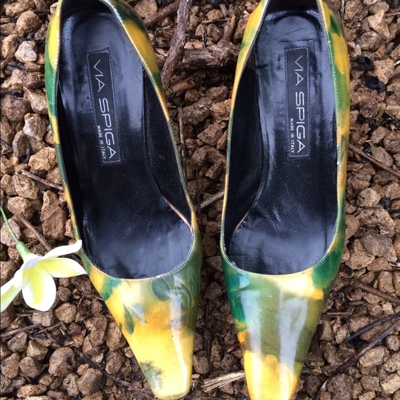 Via Spiga Shoes - 💐VIA SPIGA Multi Colored Pumps💐