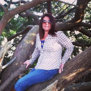 Meet your Posher, Ronikaye