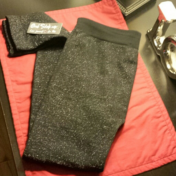 One Step Up Pants - New black with silver threads leggings