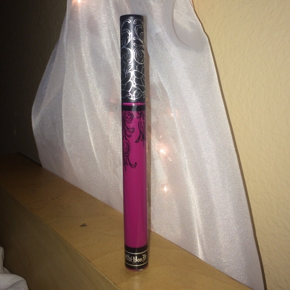 KAT VON D lipstain