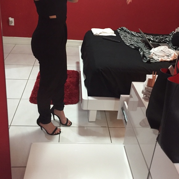 black romper - Picture 2 of 3