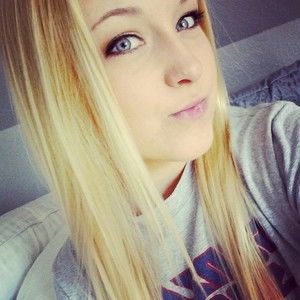 Meet your Posher, Kayla