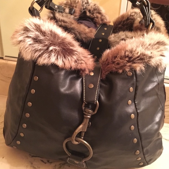 Fall Bag with faux fur trim