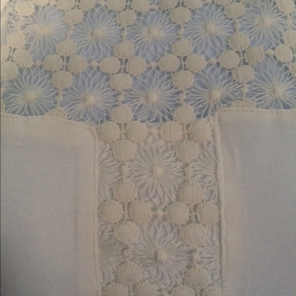 Vince Camuto Tank - Picture 2 of 4