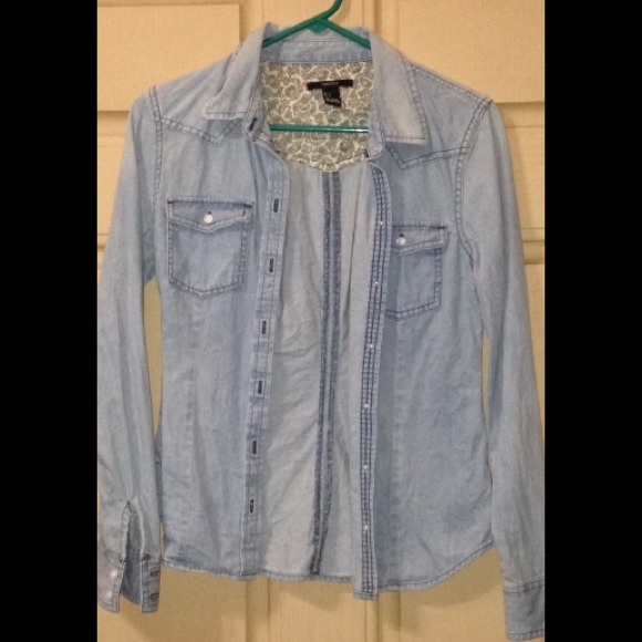 Blue jean shirt - Picture 2 of 3