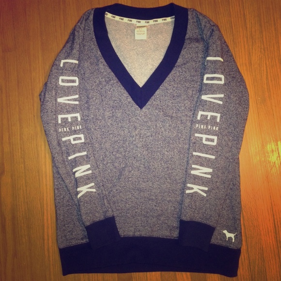 🚫SOLD🚫VS PINK V Neck Sweatshirt