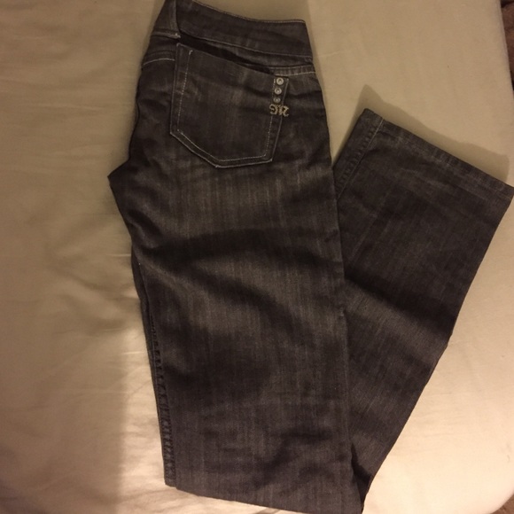 Gray wash miss mes