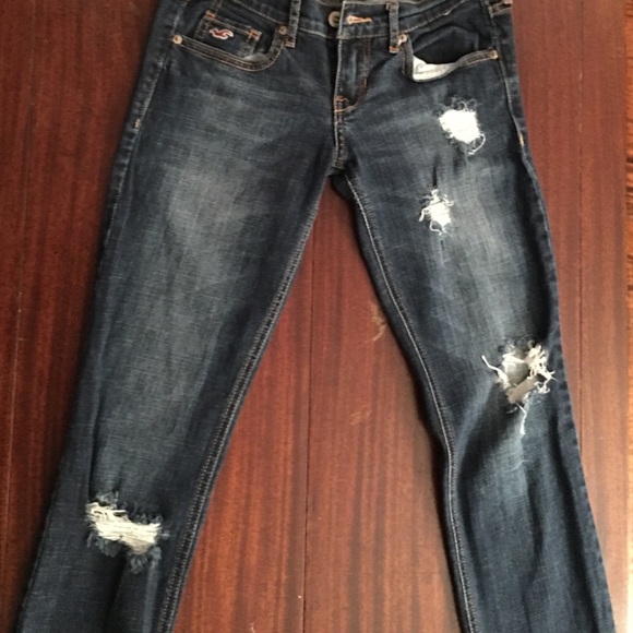 Hollister Ripped Social Stretch Jean!