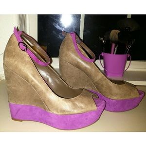 Jessica Simpson wedges