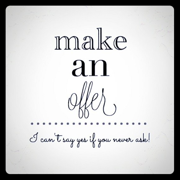 Hi, Make an offer on things in my closet.