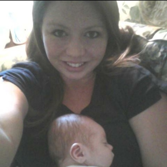 Meet your Posher, Amanda - Picture 4 of 4