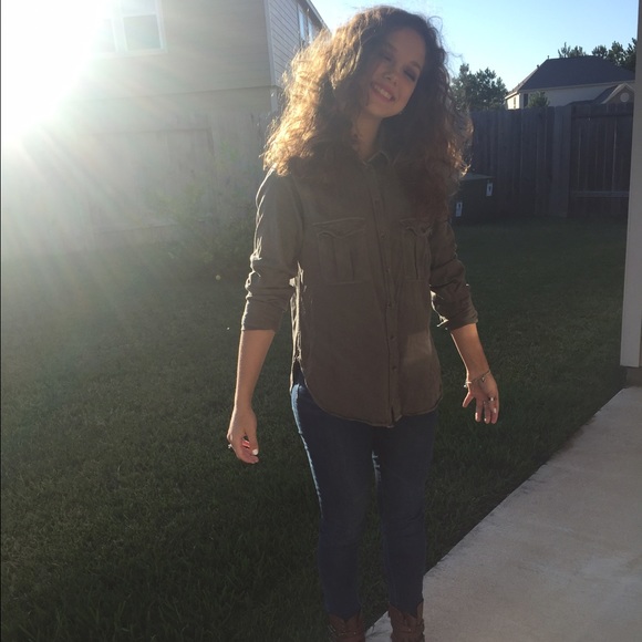 Meet your Posher, Jenna - Picture 1 of 1