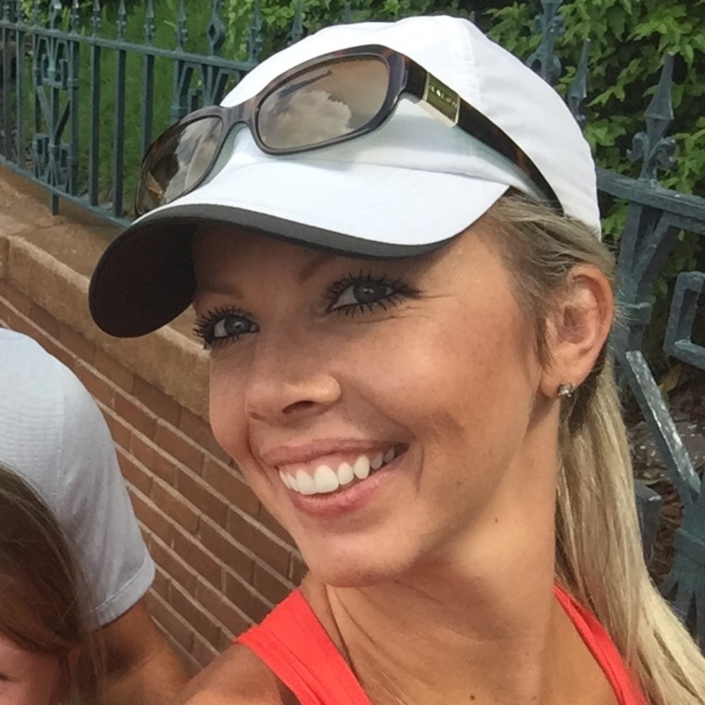 Meet your Posher, Casey