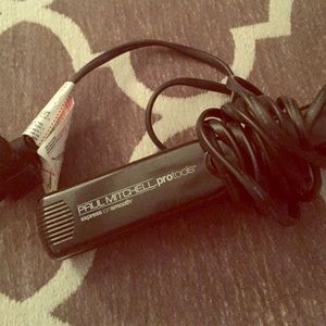 Paul Mitchell Pro Tools Flat iron