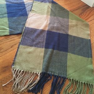 Cashmere scarf