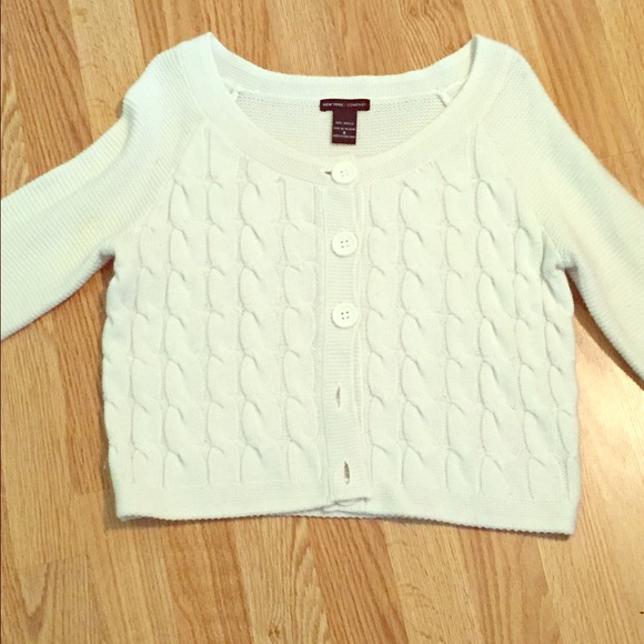 Ivory sweater ❌❌ Sold ❌❌ - Picture 1 of 3