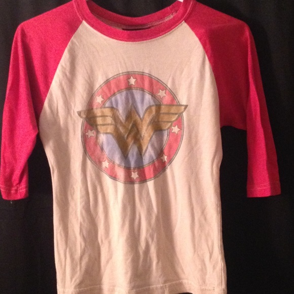 Tops - Vintage super hero shirt