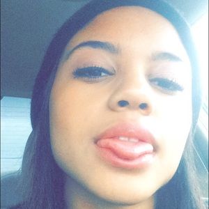 Meet your Posher, Octavia