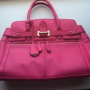 Hot pink JustFab bag 👛