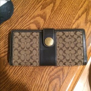 Authentic Coach Wallet