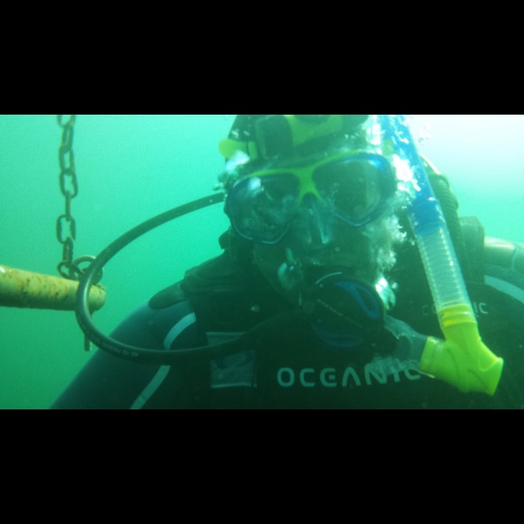 Meet your Posher, Latoya - Picture 1 of 1