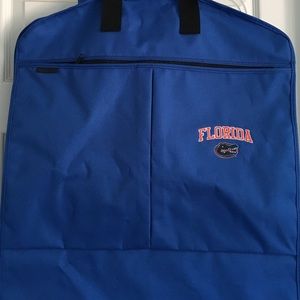UF travel Garment Bag