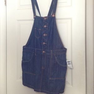 Old Navy Denim Overall mini Skirt NWT L