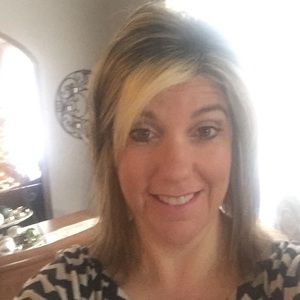 Meet your Posher, Alicia