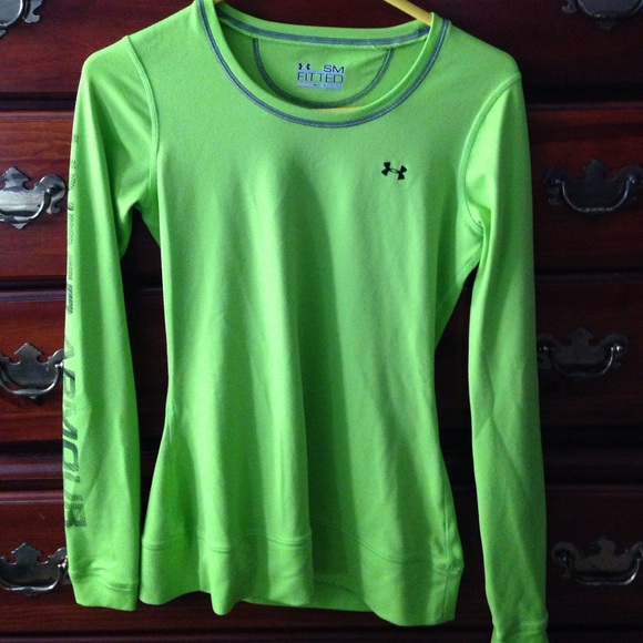 Fitted under Armor shirt