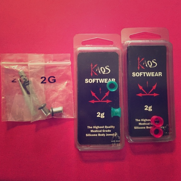 BUNDLE 💕 Tappers Tunnels & Silicone 2 Gauge